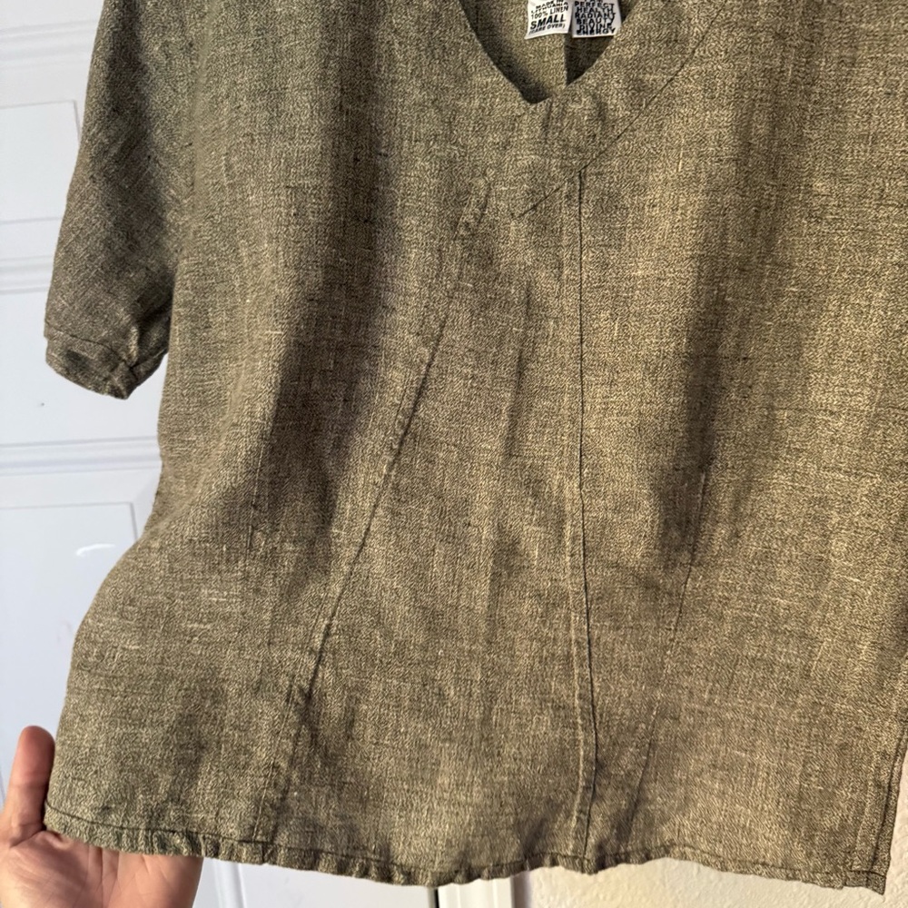 Flax tan beige linen v-neck boxy cropped oversized short sleeve‎ top shirt - Picture 3 of 5